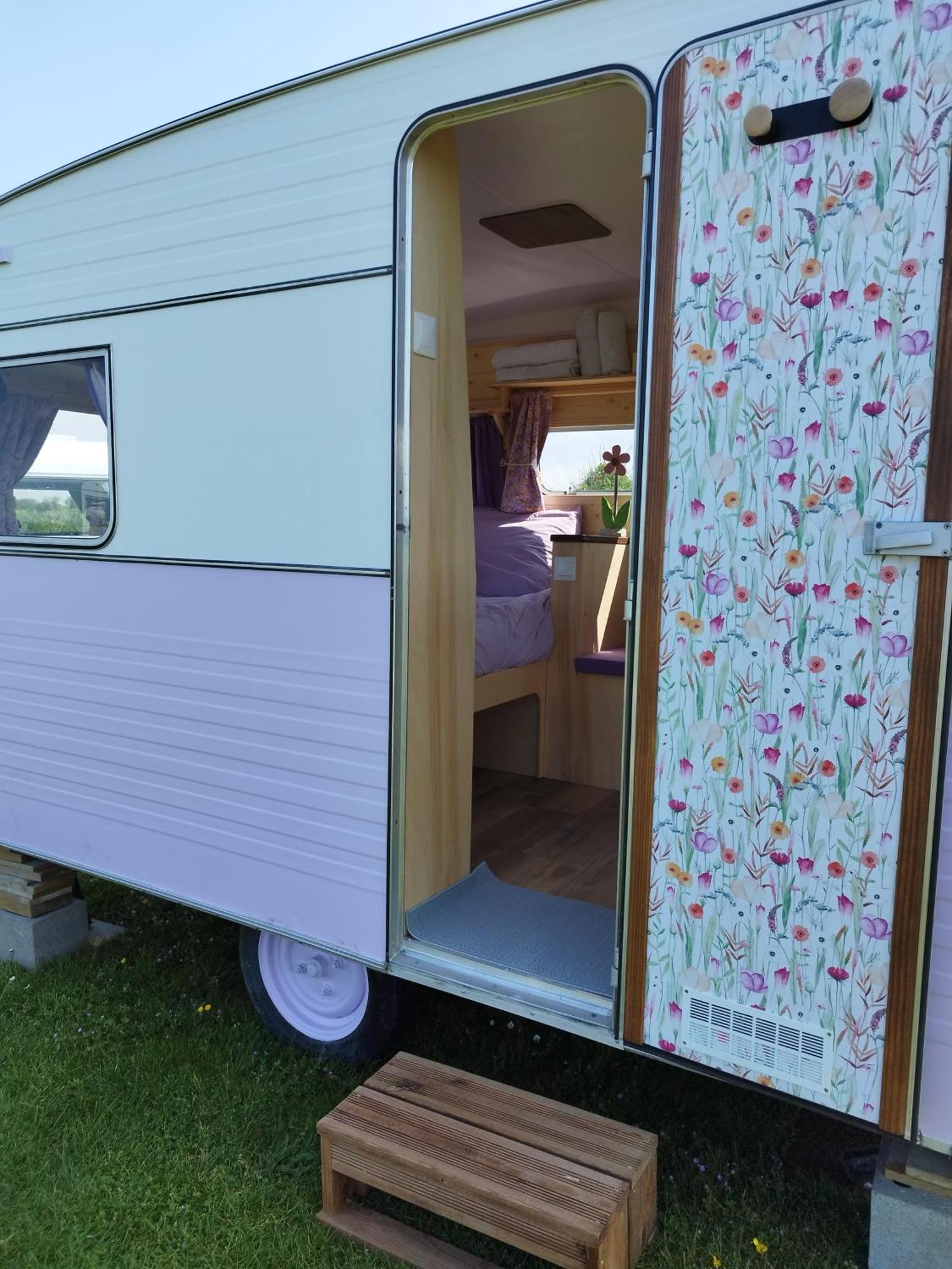 Camping Les Ronds Duval Face Aux Iles Anglo-Normandes Les Moitiers-d'Allonne Екстериор снимка